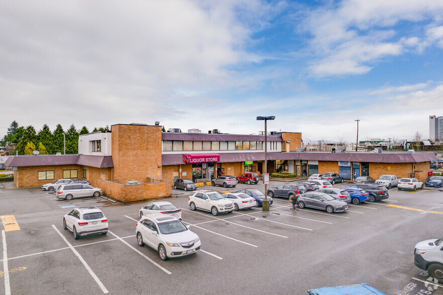 14974-14980 104TH St, Surrey, BC for lease - Building Photo - Image 1 of 3