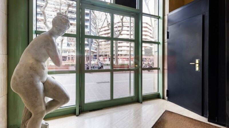 Office in Barcelona, Barcelona for lease - Interior Photo - Image 3 of 6