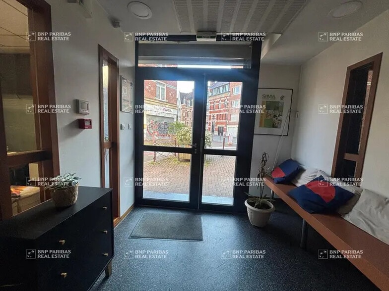 2 Rue Bonte Pollet, Lille à vendre - Hall d’entrée - Image 3 de 6