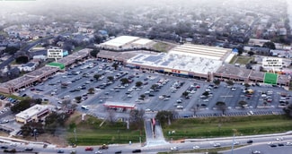 Plus de détails pour 2000 Slaughter Ln W, Austin, TX - Commerce de détail à louer