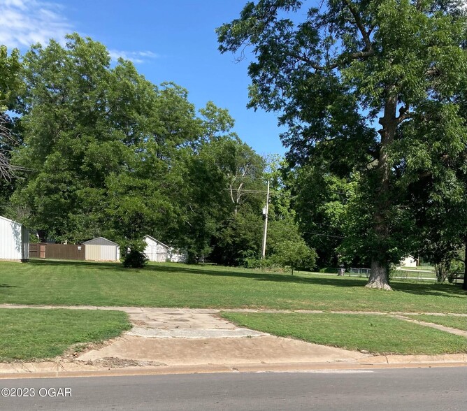 716 Commercial, Oswego, KS for sale - Aerial - Image 1 of 1