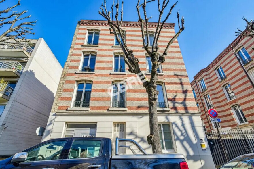 Bureau dans Neuilly-sur-Seine à vendre - Photo du bâtiment - Image 3 de 20