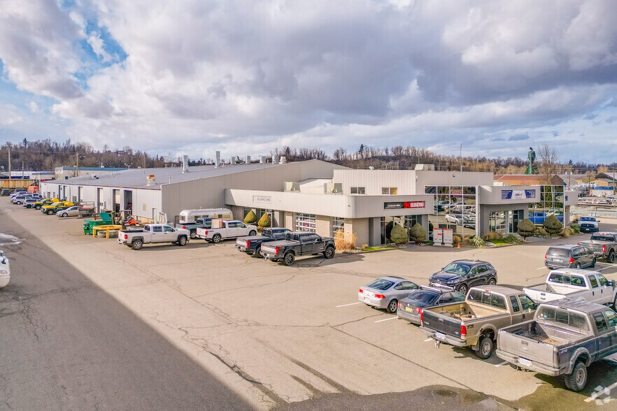 667 Sumas Way, Abbotsford, BC for sale - Primary Photo - Image 1 of 1