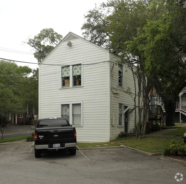 509 W Lynn St, Austin, TX for lease - Building Photo - Image 2 of 2