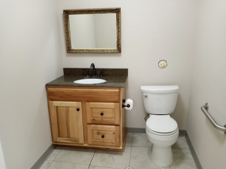 887-891 Bolger Ct, Fenton, MO à louer - Photo du bâtiment - Image 3 de 13