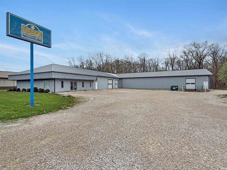 2632 Cathy Ln, Jasper, IN à vendre - Photo du bâtiment - Image 1 de 20