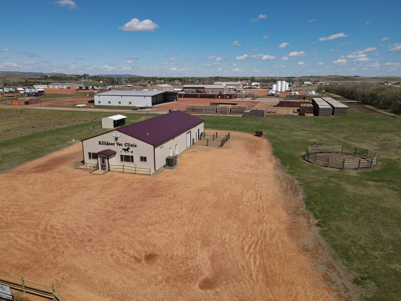 701 Highway 200 St, Killdeer, ND à vendre - Photo du bâtiment - Image 1 de 1