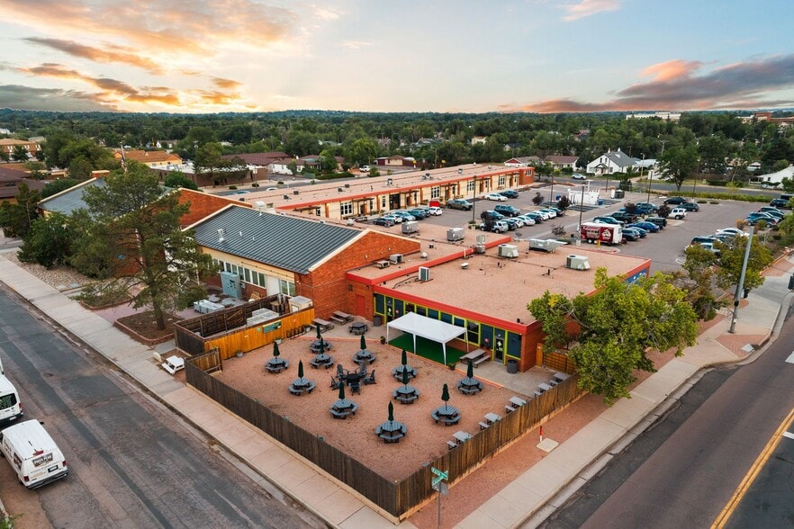 2727 N Cascade Ave, Colorado Springs, CO for lease - Building Photo - Image 3 of 39