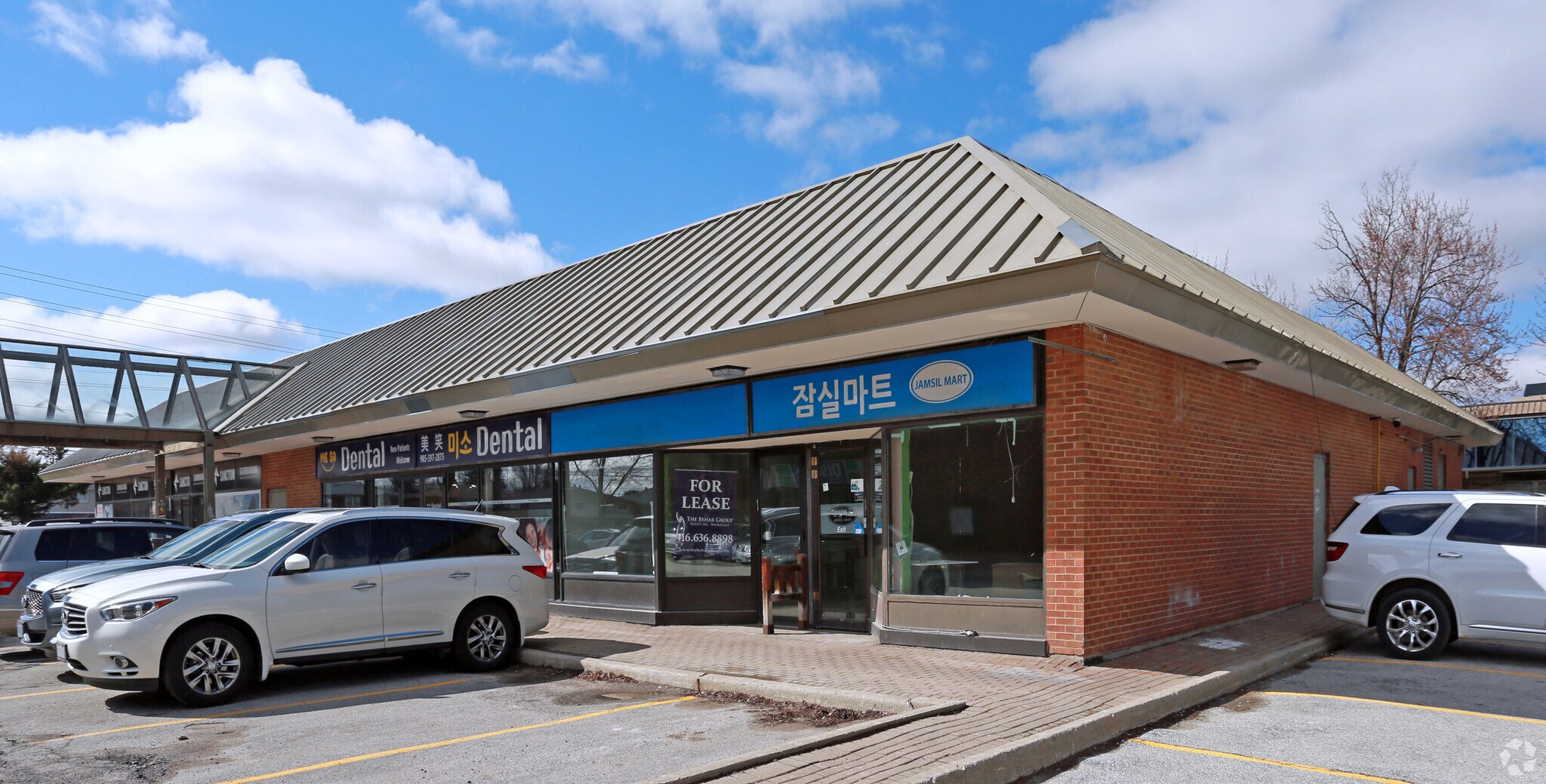 330 Steeles Ave W, Vaughan, ON à vendre Photo principale- Image 1 de 1