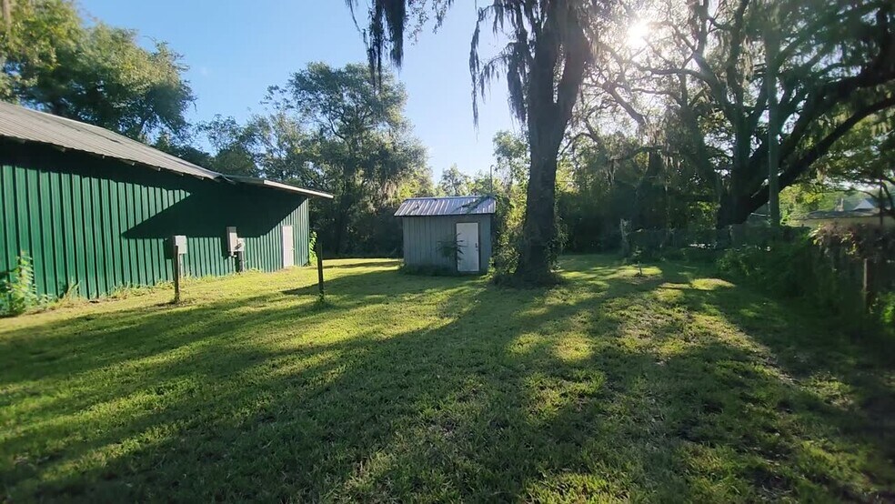 1415 Moody St, Jacksonville, FL à vendre - Vidéo sur l’inscription commerciale - Image 2 de 49