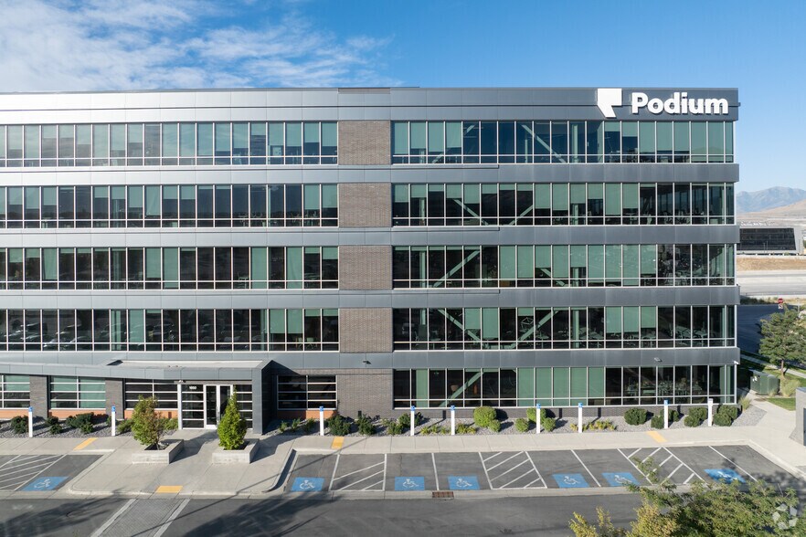 1650 W Digital Dr, Lehi, UT à louer - Photo du bâtiment - Image 3 de 5