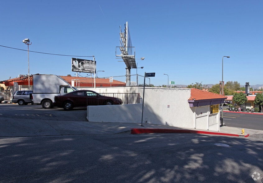 21800-21806 Ventura Blvd, Woodland Hills, CA for lease - Other - Image 3 of 4