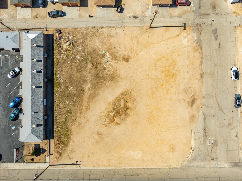 Elm st, Rosamond, CA for sale - Building Photo - Image 2 of 10