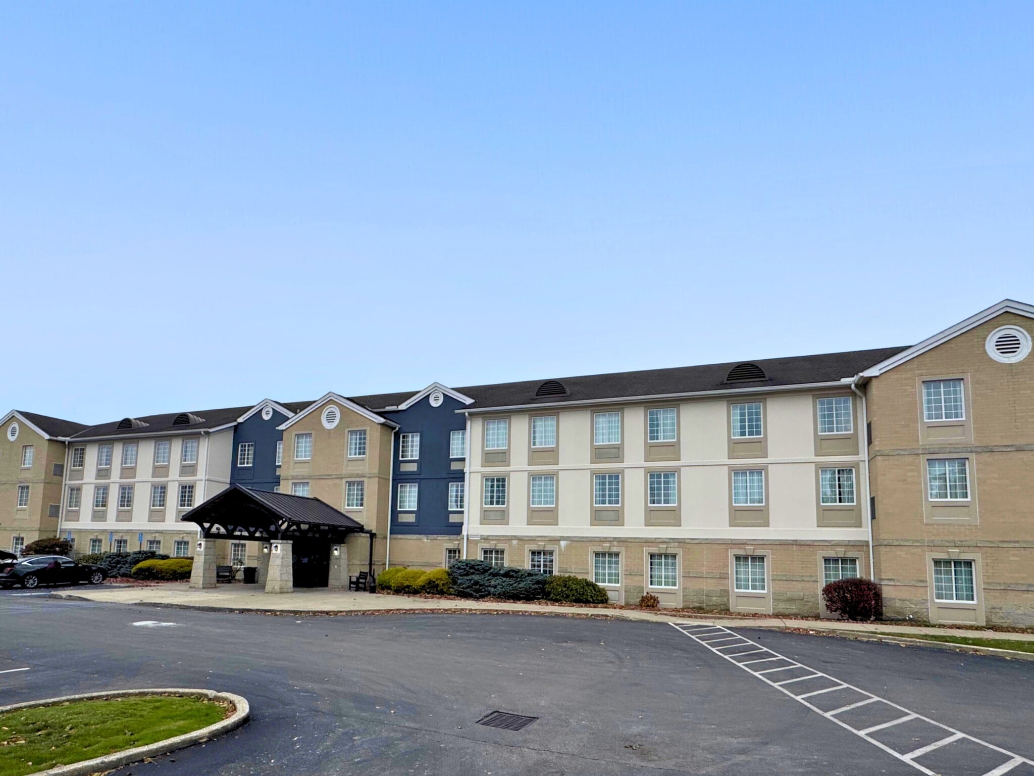 6103 Landerhaven Dr, Mayfield Heights, OH for sale Primary Photo- Image 1 of 4