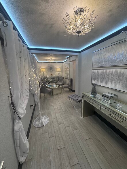 3400 Tamiami Trl, Port Charlotte, FL à vendre - Photo du bâtiment - Image 2 de 16