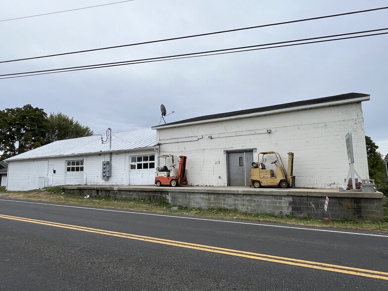 271 Milton Tpke, Milton, NY for lease - Building Photo - Image 1 of 6