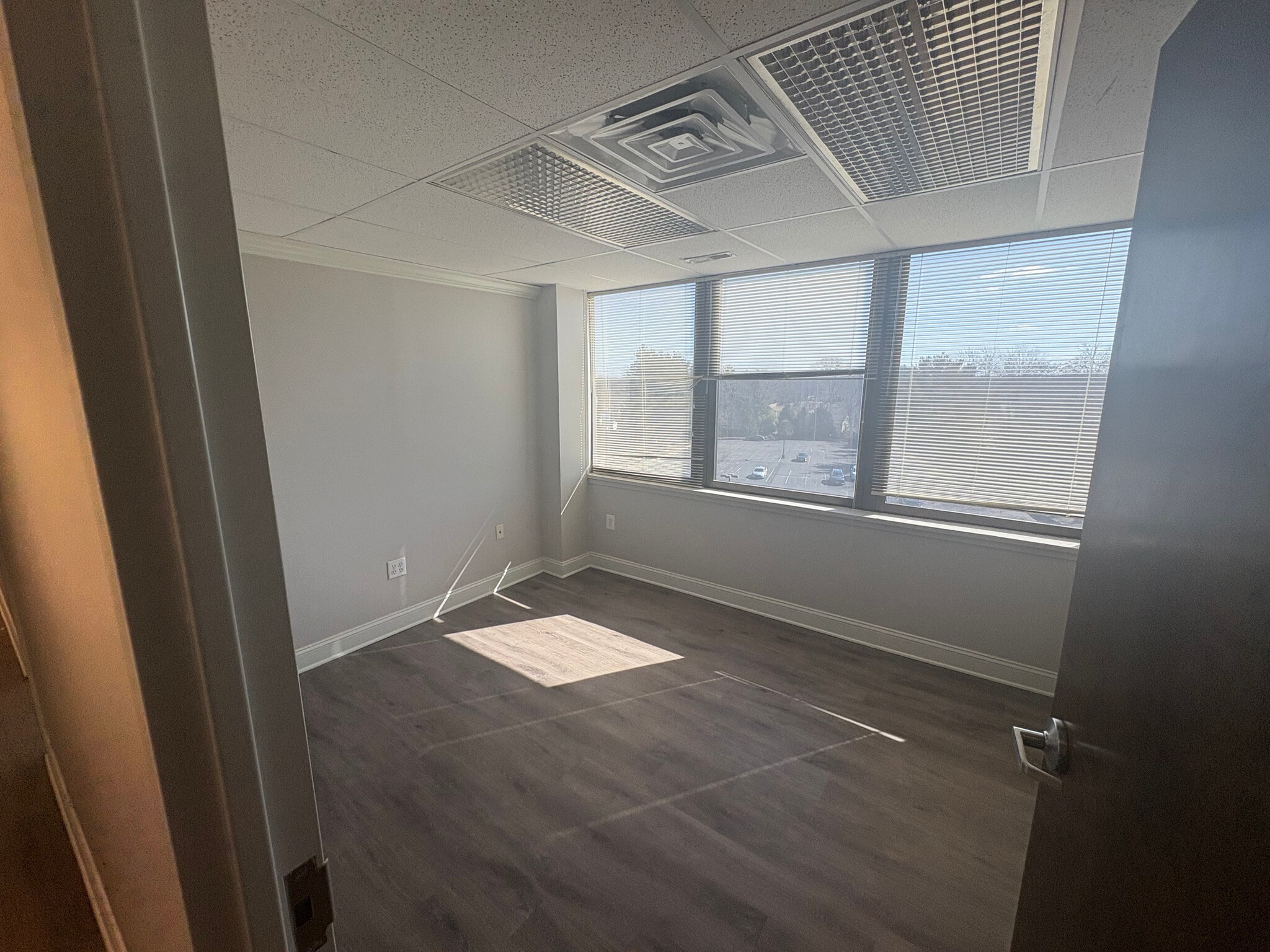 1101 N Kings Hwy, Cherry Hill, NJ for lease Interior Photo- Image 1 of 16