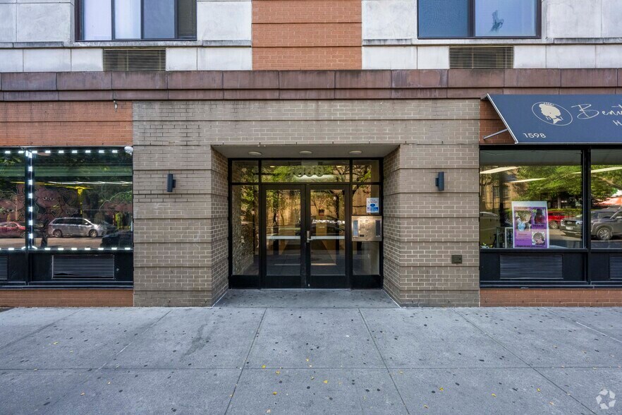 1598-1604 Fulton St, Brooklyn, NY à louer - Photo du bâtiment - Image 2 de 3