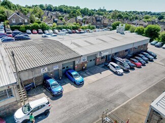 Plus de détails pour 22 Wivelsfield Rd, Haywards Heath - Industriel à louer