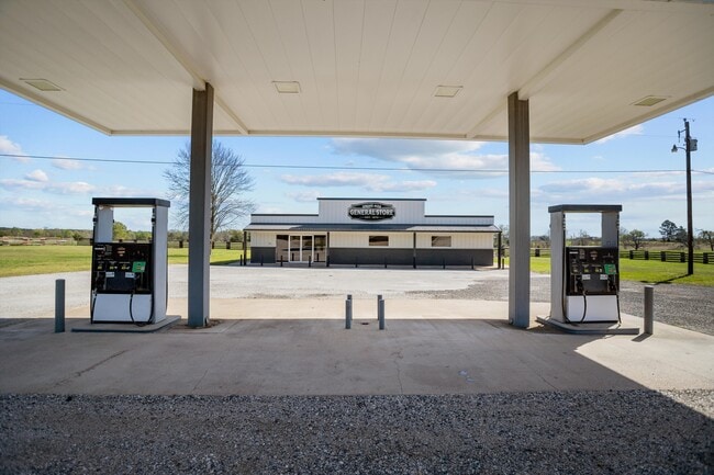 Plus de détails pour 6893 TX-19, Crockett, TX - Commerce de détail à vendre