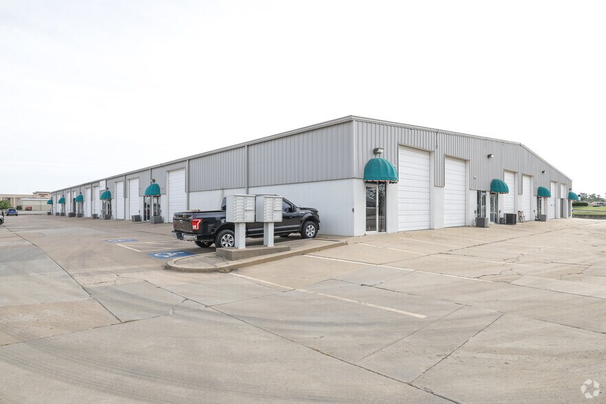 2101-2230 N Beech Ave, Broken Arrow, OK à louer - Photo du bâtiment - Image 3 de 6