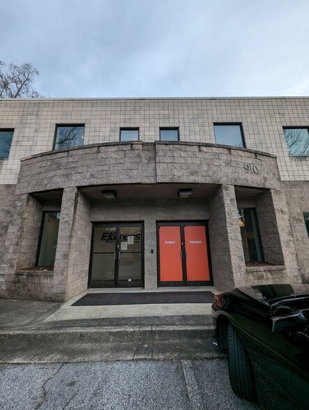 910 Church St, Decatur, GA for sale - Building Photo - Image 3 of 7