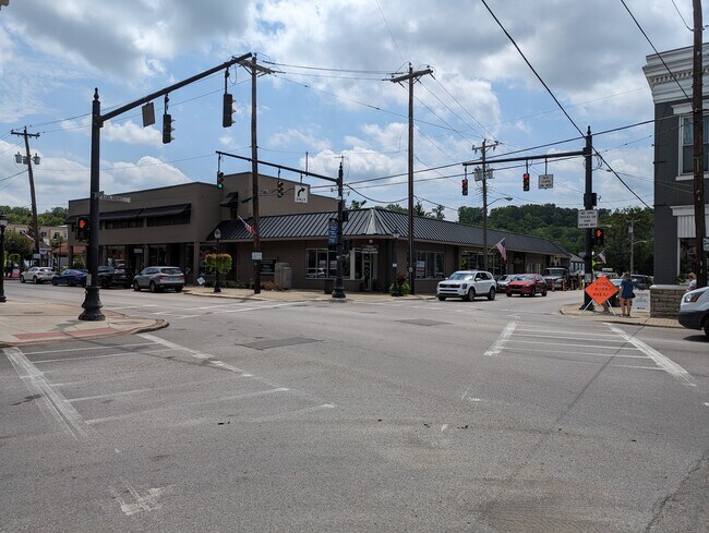 Plus de détails pour 203-209 W Loveland Ave, Loveland, OH - Commerce de détail à louer
