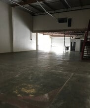 1031 W Manchester Blvd, Inglewood, CA for lease Building Photo- Image 1 of 2