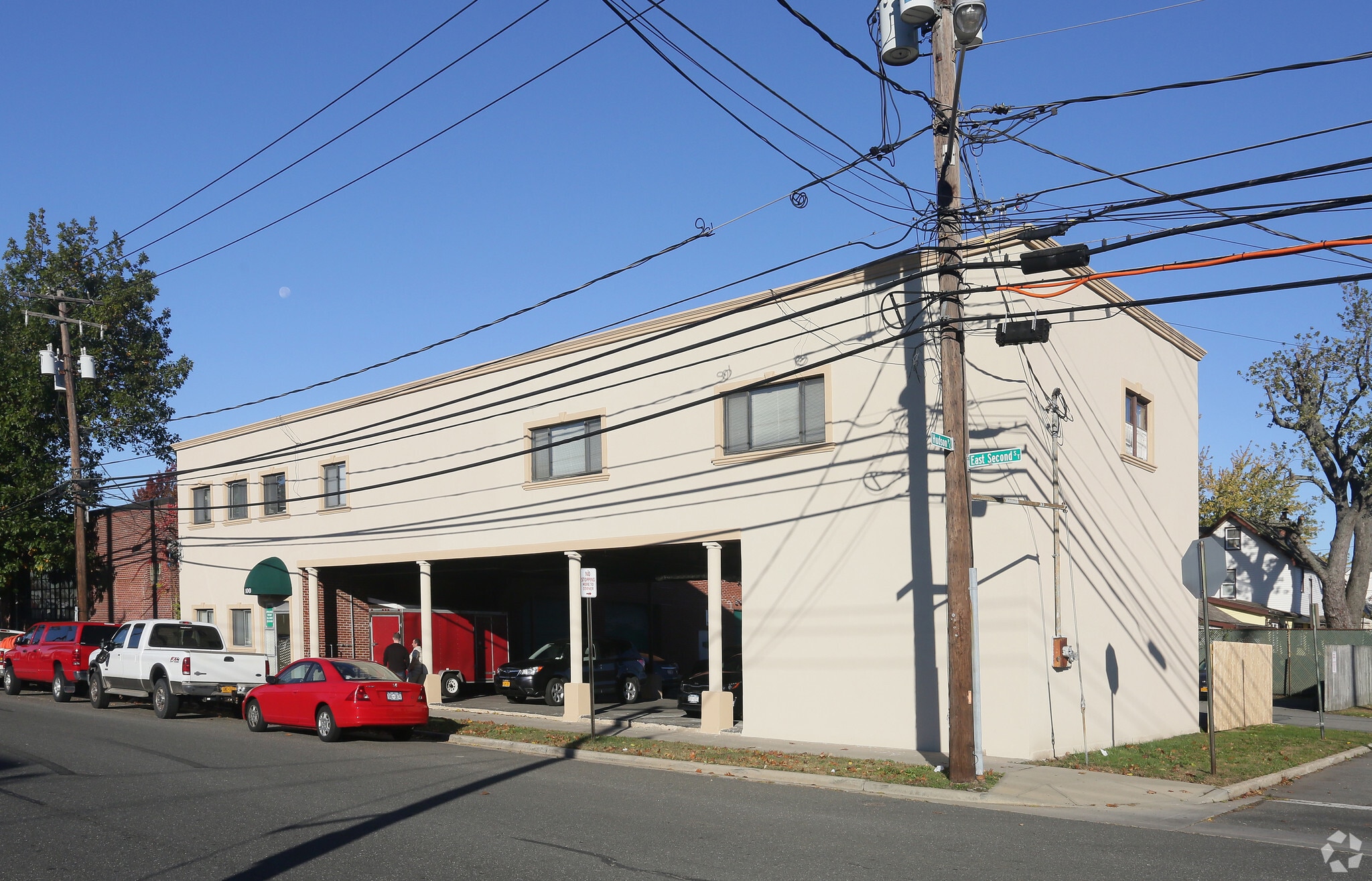 100 E 2nd St, Mineola, NY for sale Primary Photo- Image 1 of 1