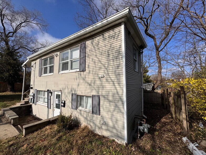 2048 4th Ave, Cincinnati, OH à vendre - Photo du bâtiment - Image 2 de 27