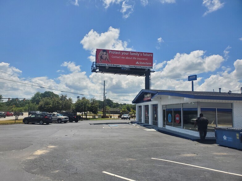 1203 West Ave SW, Conyers, GA à vendre - Photo du bâtiment - Image 3 de 10