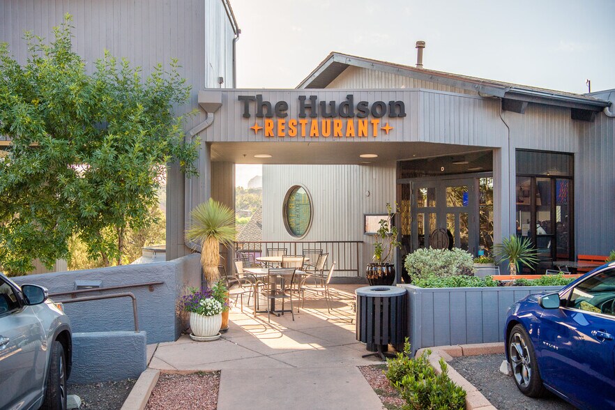 671 Highway 179, Sedona, AZ à louer - Photo du bâtiment - Image 2 de 14