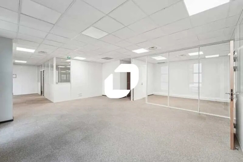 Office in Montpellier for lease Building Photo- Image 1 of 16