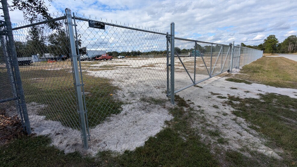 91 Atherton, Lake Placid, FL à louer - Photo du bâtiment - Image 3 de 10