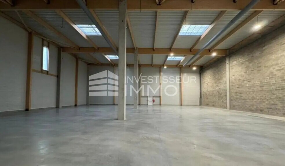 Flex dans Moissy-Cramayel à louer - Photo intérieure - Image 1 de 4