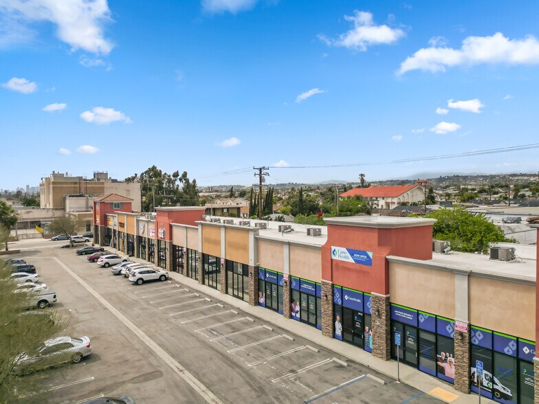6201 Whittier Blvd, Los Angeles, CA à louer - Photo du bâtiment - Image 1 de 8