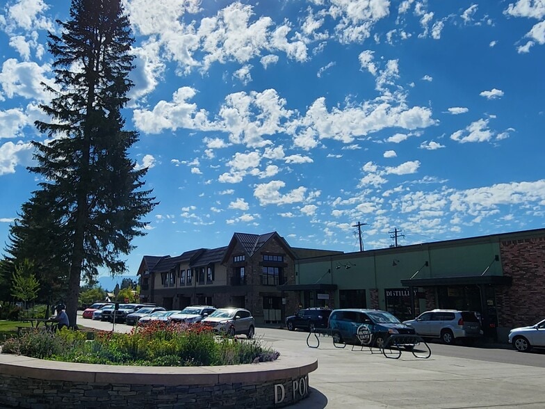 525 Railway St, Whitefish, MT for lease - Building Photo - Image 2 of 8