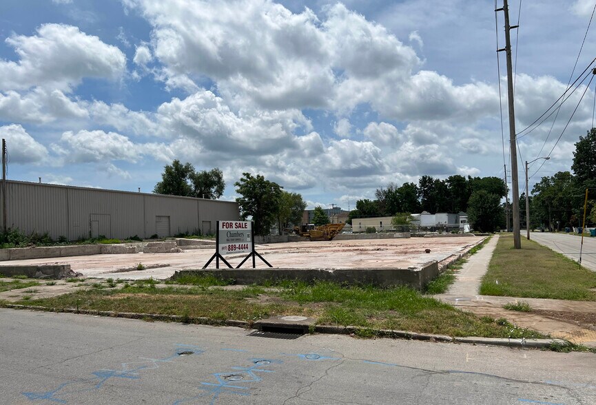 434 W Pacific St, Springfield, MO for sale - Primary Photo - Image 1 of 4