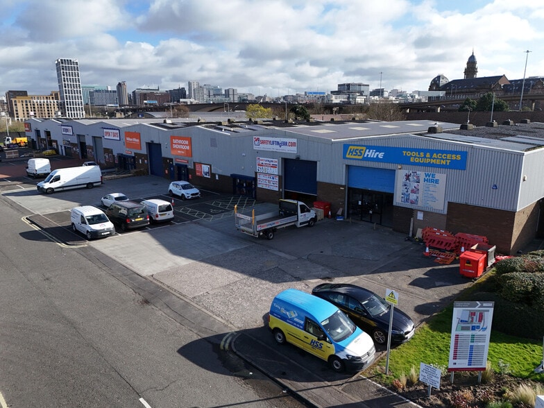 2-16 Houston Pl, Glasgow à louer - Photo du bâtiment - Image 3 de 17