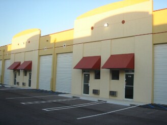 14262 SW 140th St, Miami, FL à louer Photo principale- Image 1 de 4