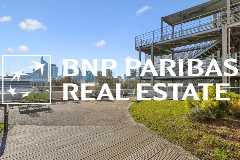Bureau dans Neuilly-sur-Seine à louer - Photo du bâtiment - Image 1 de 24