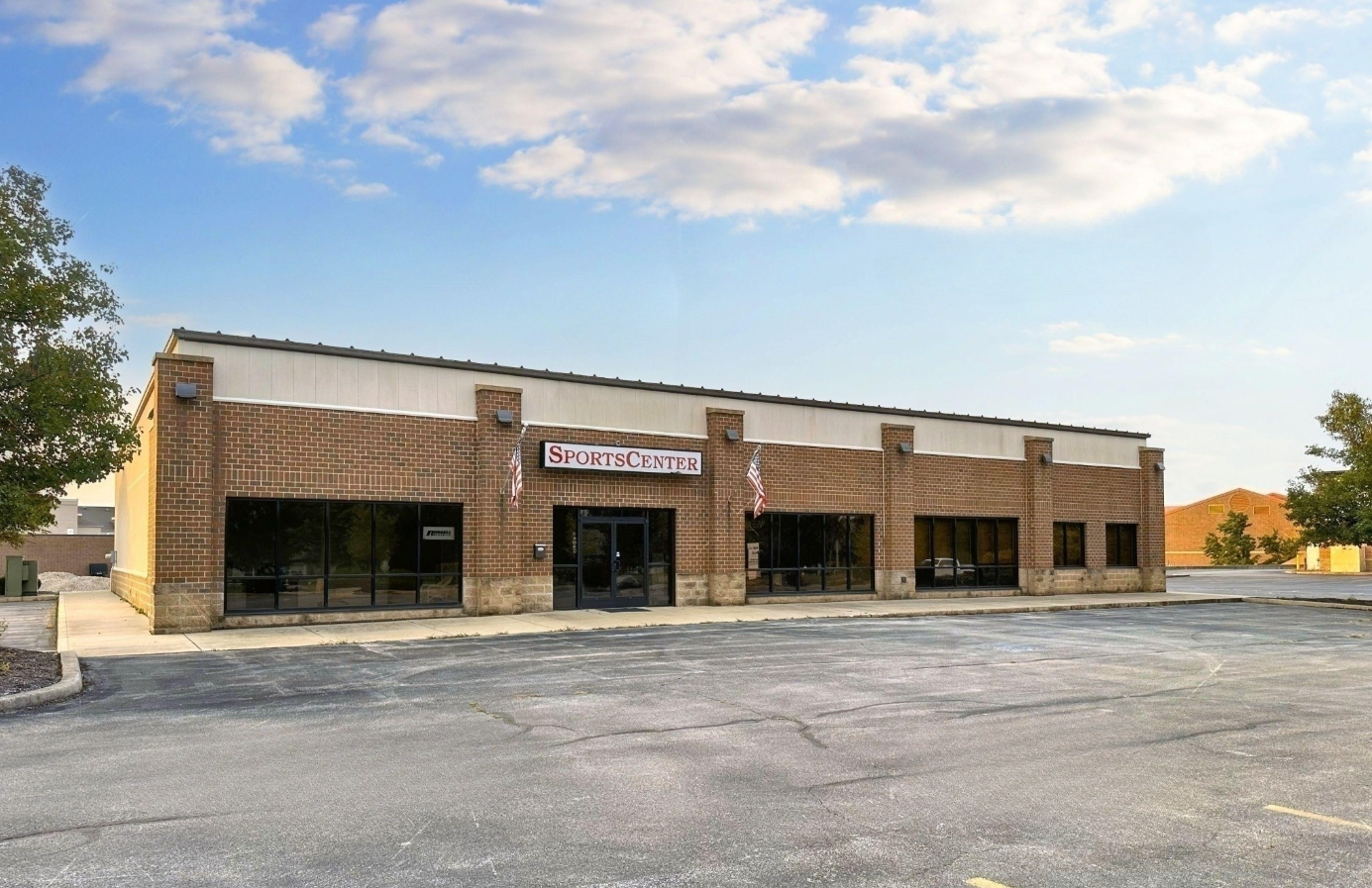 5511 Coventry Ln, Fort Wayne, IN for lease Building Photo- Image 1 of 12