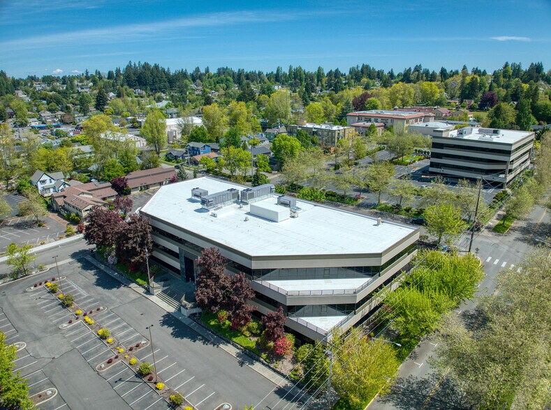 712 Pear St SE, Olympia, WA à vendre - Photo principale - Image 1 de 1