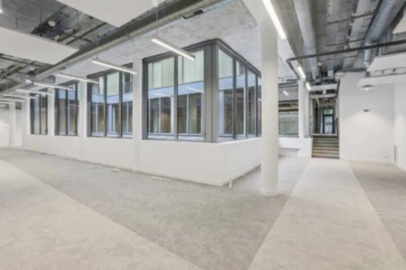 12 Rue Versigny, Paris à vendre - Photo intérieure - Image 3 de 14