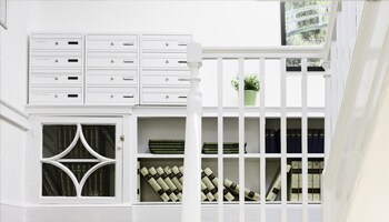 15 London End, Beaconsfield for lease Interior Photo- Image 2 of 4