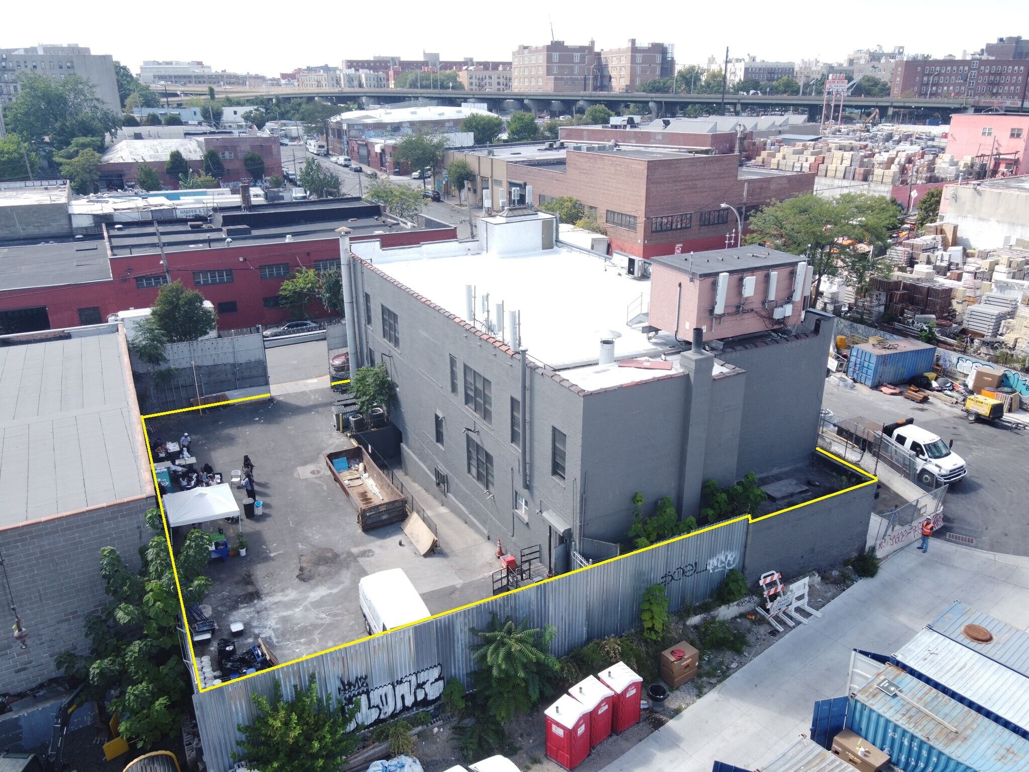 1360 Garrison Ave, Bronx, NY à louer Aérien- Image 1 de 7