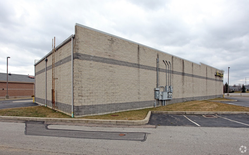 720-728 Polaris Pky, Lewis Center, OH for lease - Building Photo - Image 3 of 4