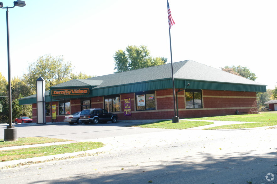 521 W Grand Ave, Haysville, KS for lease - Building Photo - Image 2 of 5