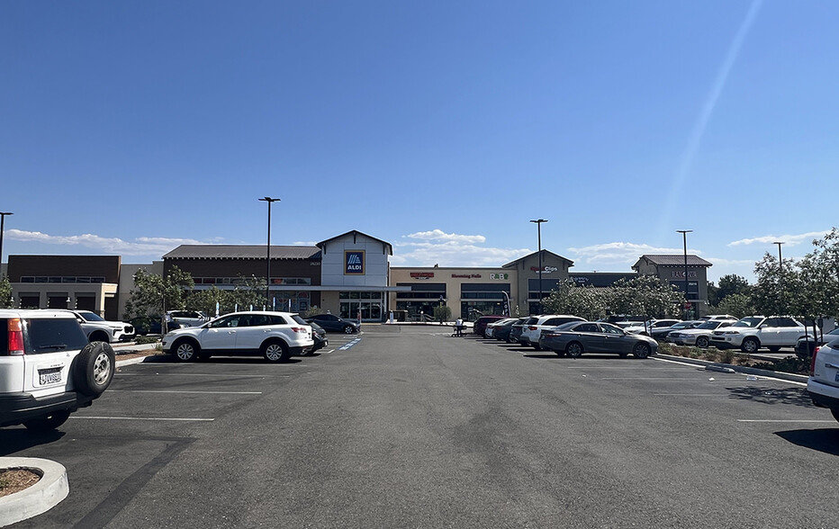 28130 Clinton Keith Rd, Murrieta, CA for lease - Building Photo - Image 2 of 4