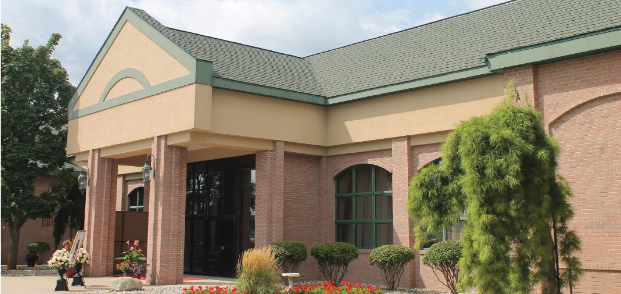 6200 State St, Saginaw, MI for lease Building Photo- Image 1 of 3